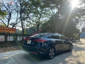 Xe Kia Cerato 1.6 AT Luxury 2018