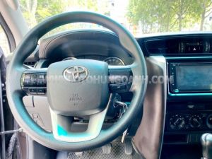 Xe Toyota Fortuner 2.4G 4x2 MT 2018